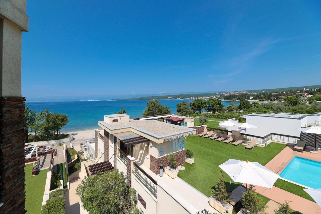 Blue Waves Hotel 4*