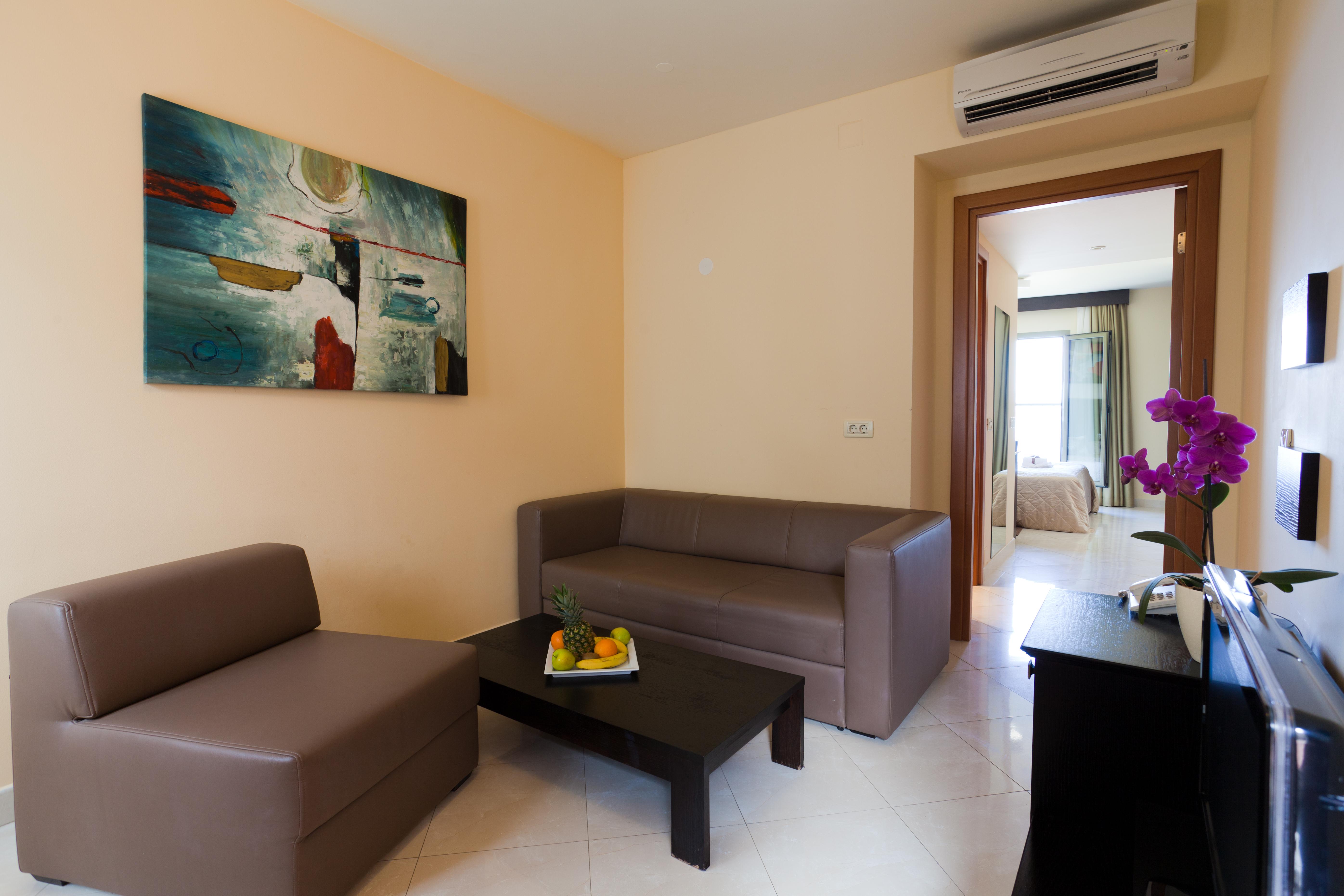 Blue Waves Hotel