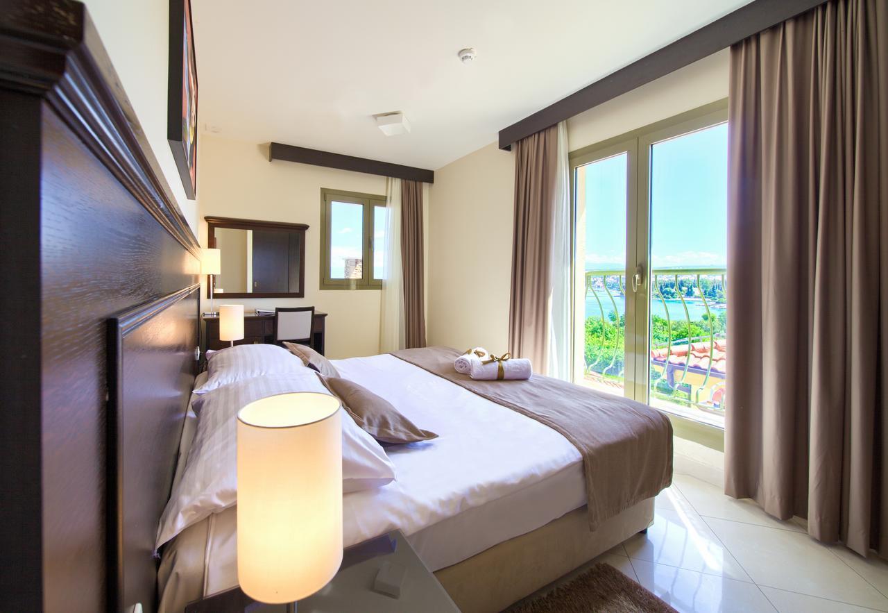 Hotel Blue Waves 4*
